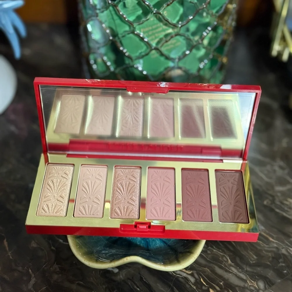 Estēe Lauder: Limited Edition Trick of the Eyes - Eyeshadow Palette